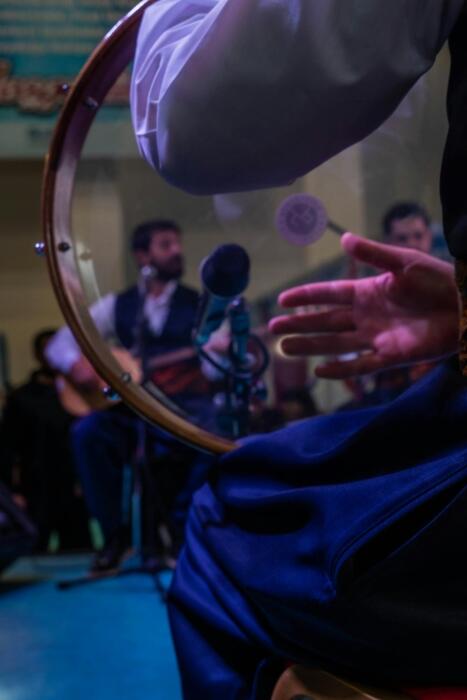 def ve saz çalan müzisyenler